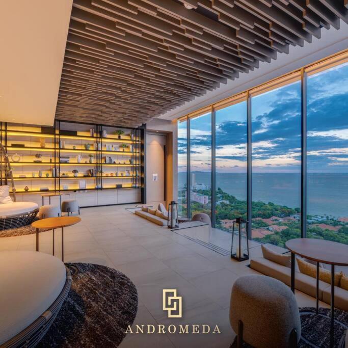 Sea View At The Front - Breathtaking View Appartement Pattaya